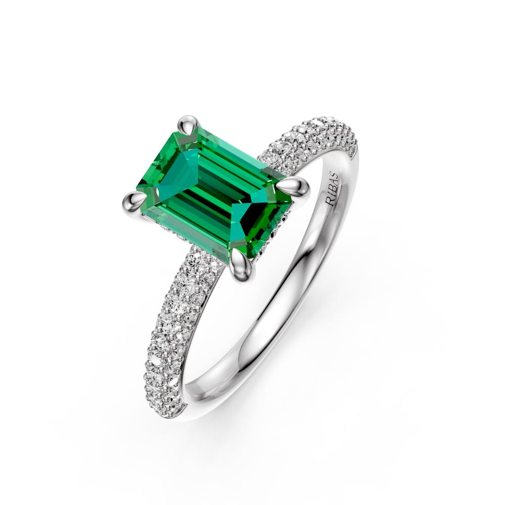Diamond Ring with Tsavorite in White Gold