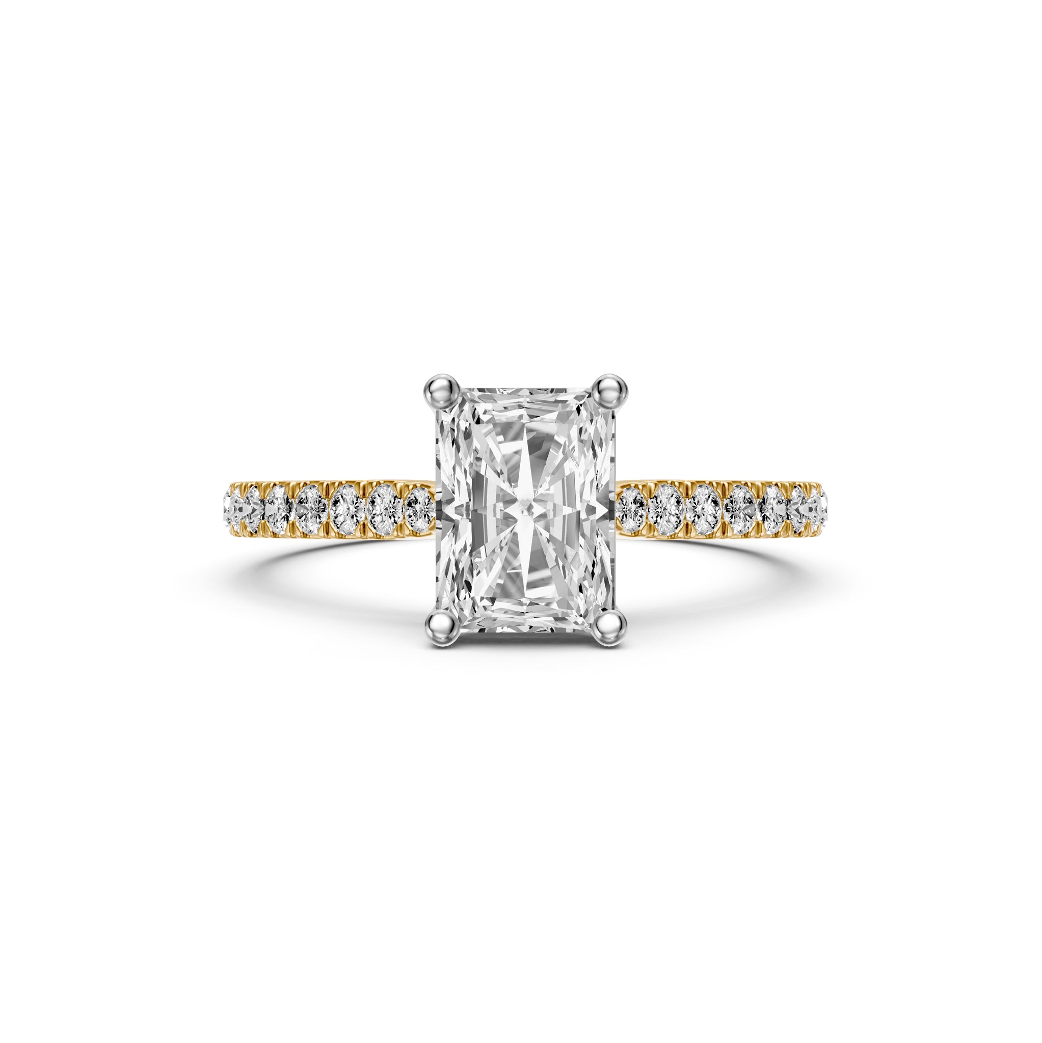 Diamond Ring in Yellow Gold