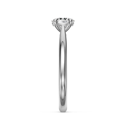 Diamond Ring in White Gold
