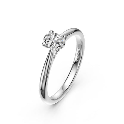 Diamond Ring in White Gold