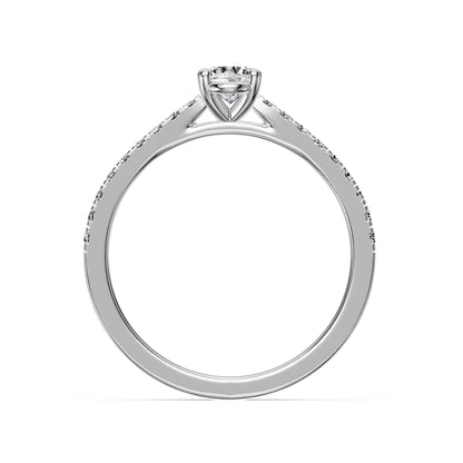 Diamond Ring in White Gold