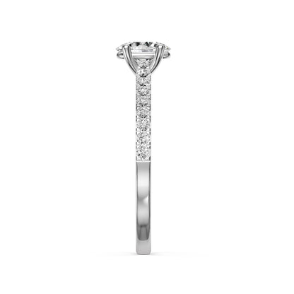 Diamond Ring in White Gold