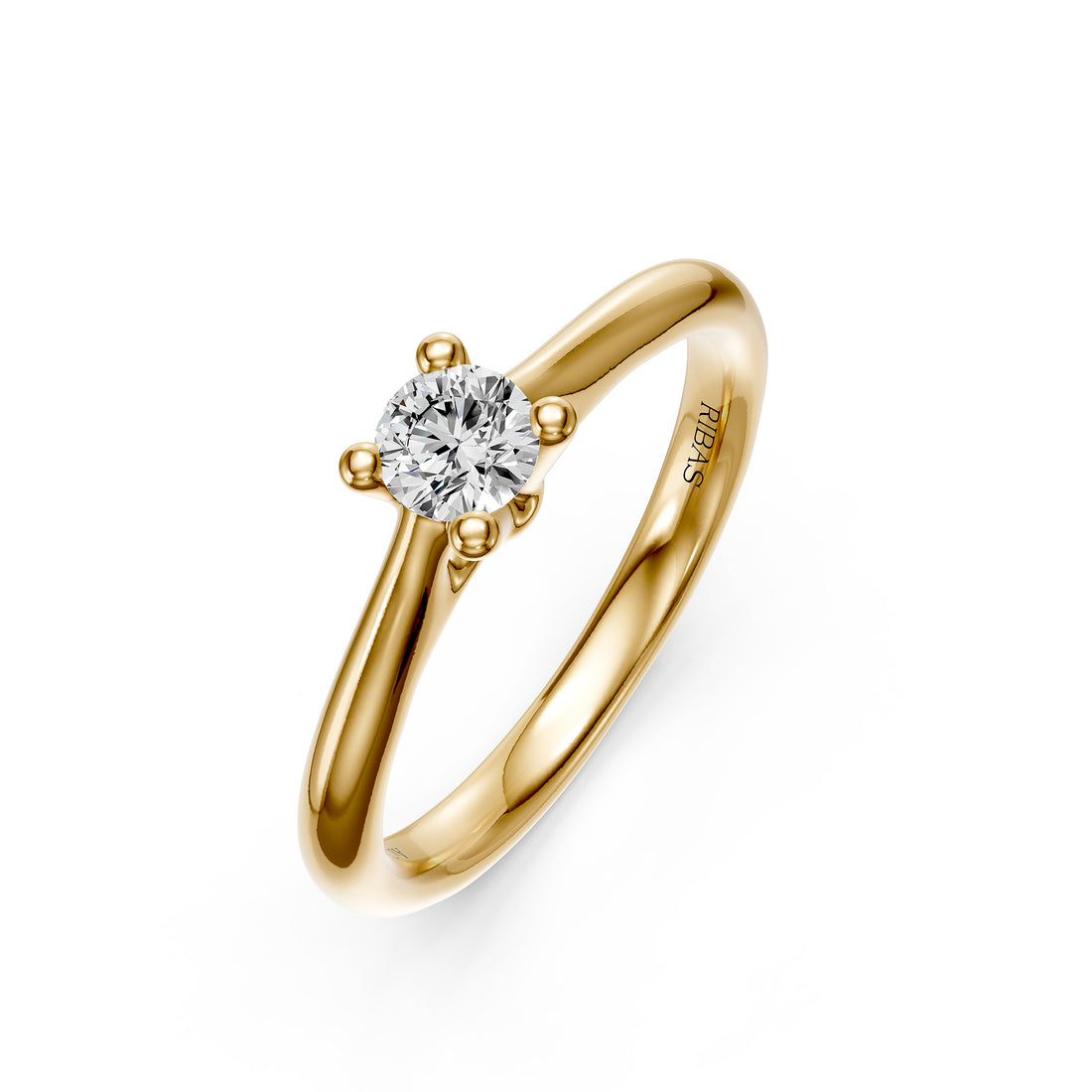 Diamond Ring in Yellow Gold