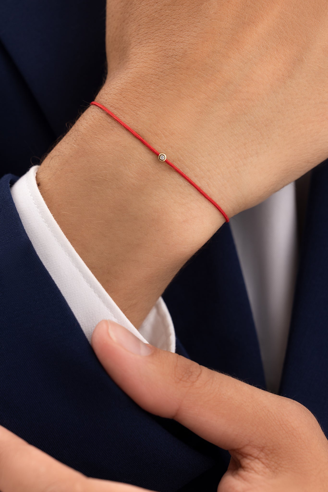 String Bracelet with Diamond in Yellow Gold